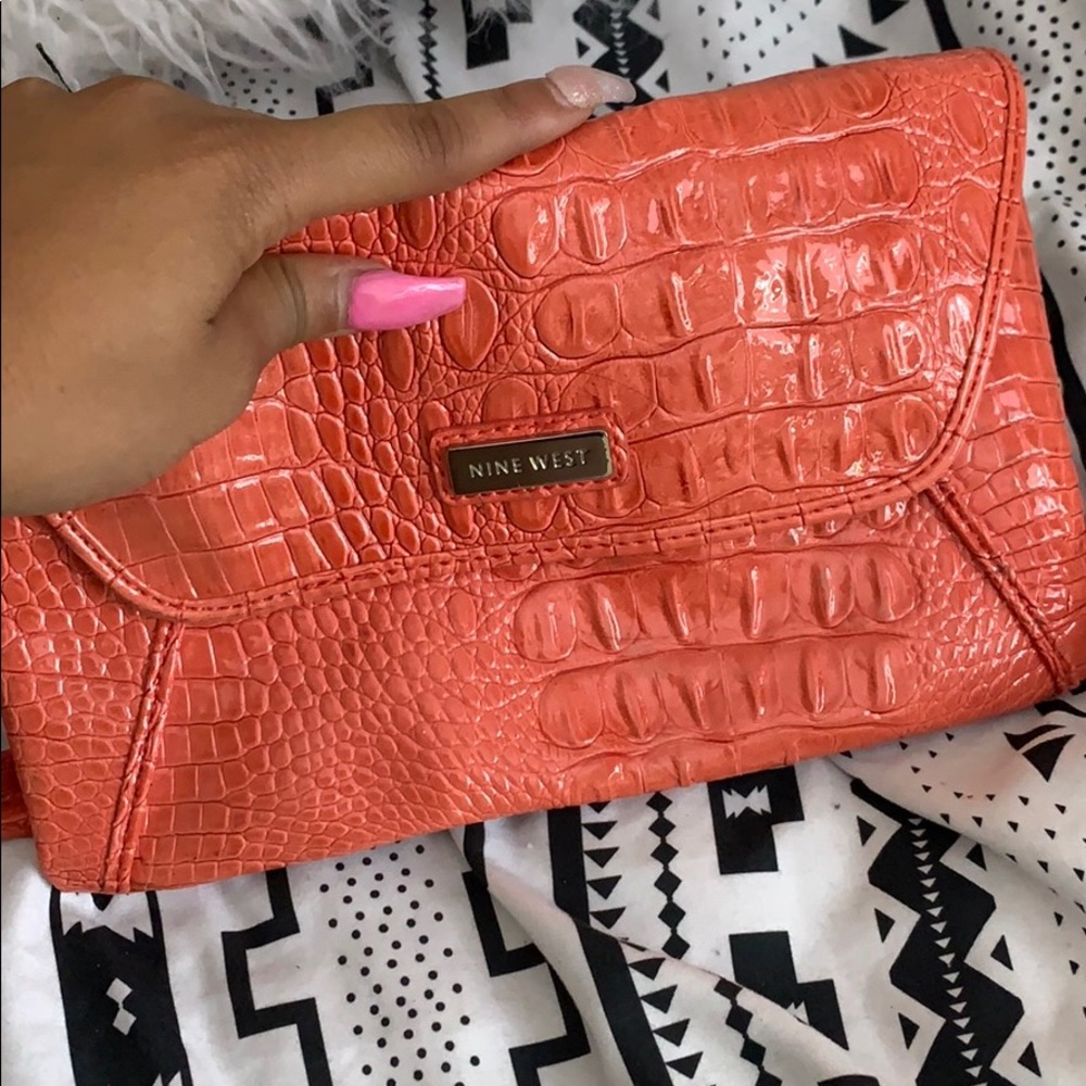 Cross body
